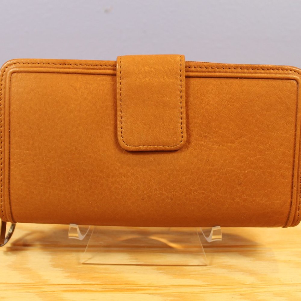 Genuine Leather Women's Wallet with many compartments_Unbranded_Used